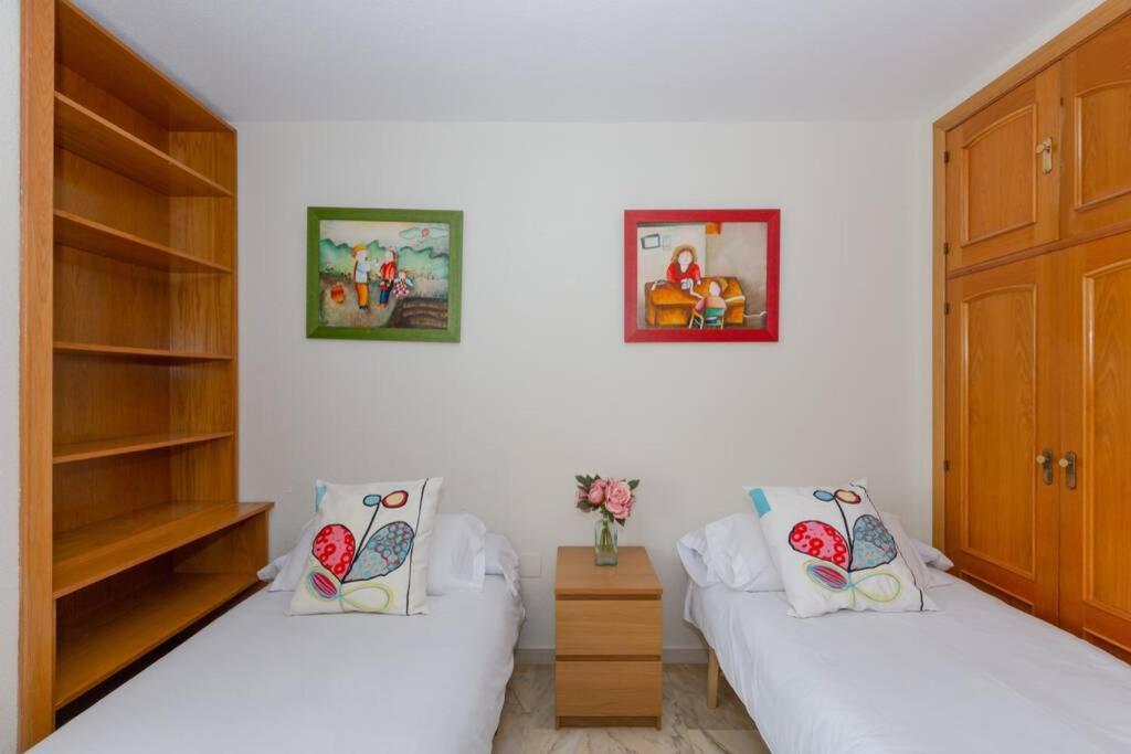 Playa Huelin Apartamento Lägenhet Málaga Exteriör bild