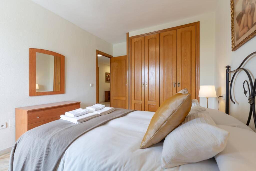 Playa Huelin Apartamento Lägenhet Málaga Exteriör bild