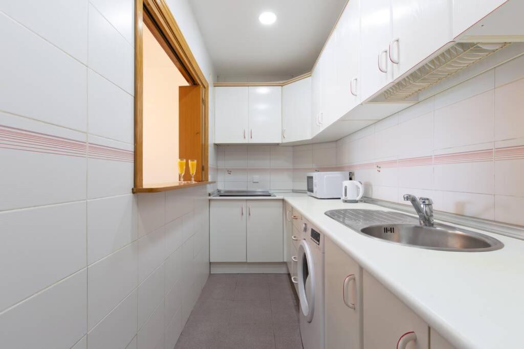 Playa Huelin Apartamento Lägenhet Málaga Exteriör bild