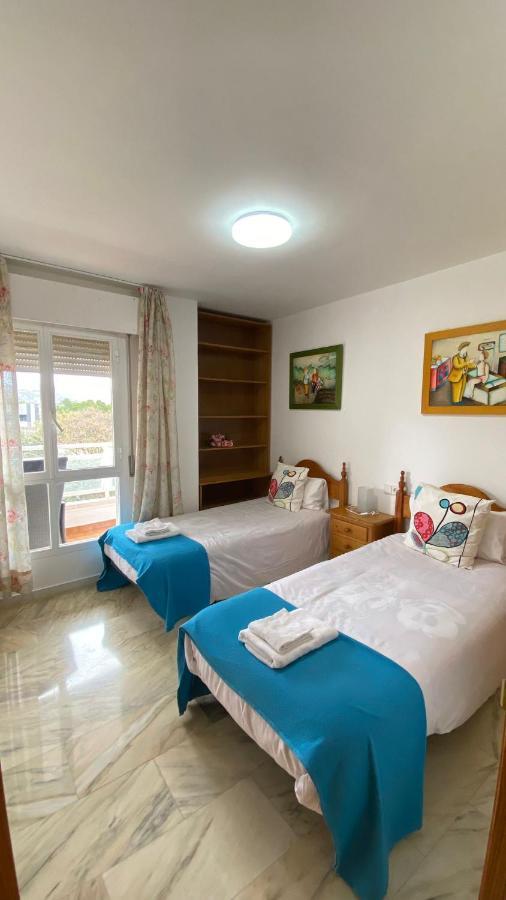 Playa Huelin Apartamento Lägenhet Málaga Exteriör bild