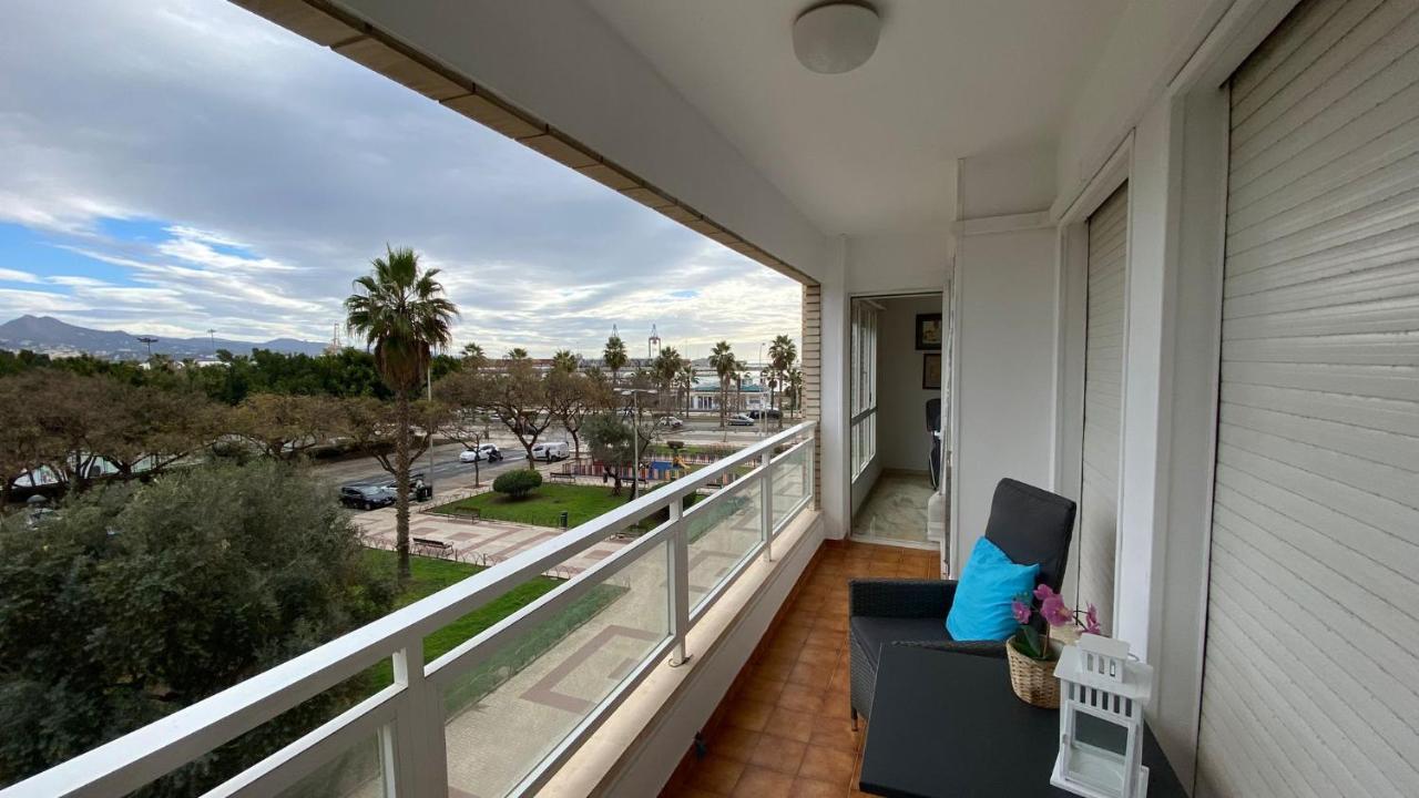 Playa Huelin Apartamento Lägenhet Málaga Exteriör bild